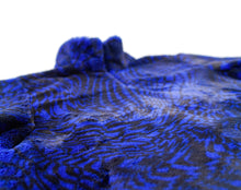 Load image into Gallery viewer, Illusion 1/4 Zip Pullover (Blue)