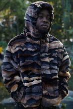 Load image into Gallery viewer, Grizzly Reversible Jacket
