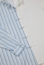 Load image into Gallery viewer, Split Linen Shirt
