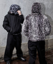 Load image into Gallery viewer, Snow Leopard Reversible Jacket
