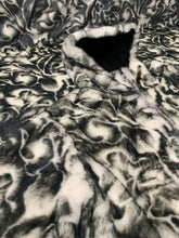 Load image into Gallery viewer, Yeti Reversible Jacket
